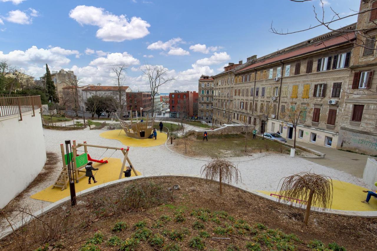 Apartman Altamar Rijeka Apartamento Exterior foto